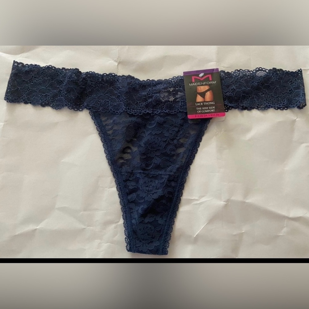 NWT Maidenform Lace Thong Panties 2XL/9